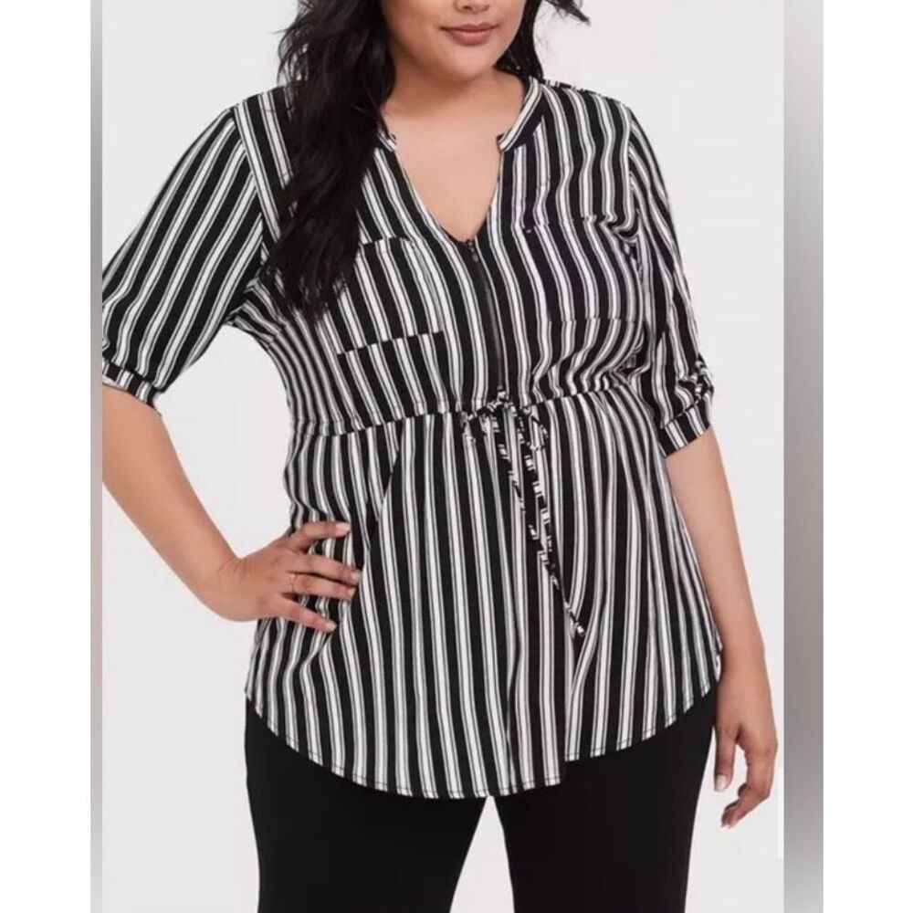 Torrid Black White Stripe Babydoll Stretch Challis Zip Front Tunic Top Size 2X
